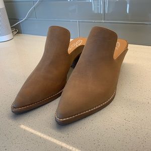 Slip on mid-height heels